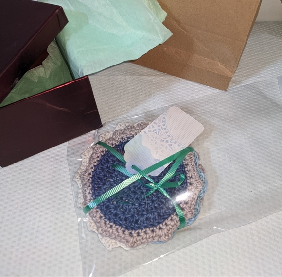 💠Coasters Boho Set of 4 HANDCRAFTED Handmade Crochet Gift - Picture 3 of 13